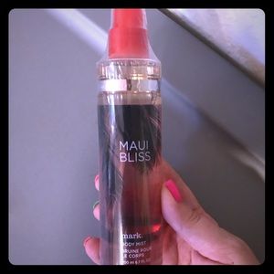 Avon Maui bliss body spray NEW